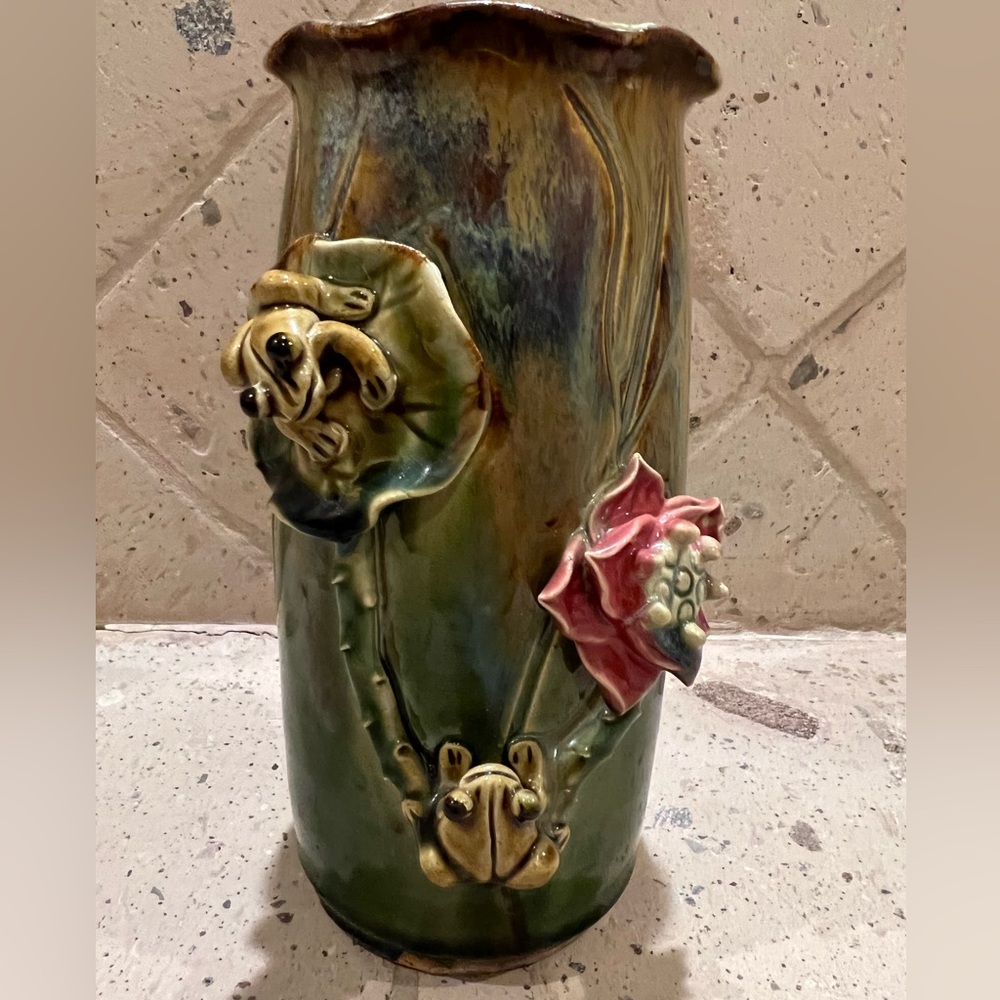 Vintage Frog Vase